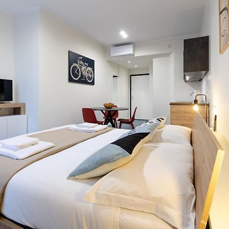 Velasquez Apartments - A - San Siro Мілан Екстер'єр фото